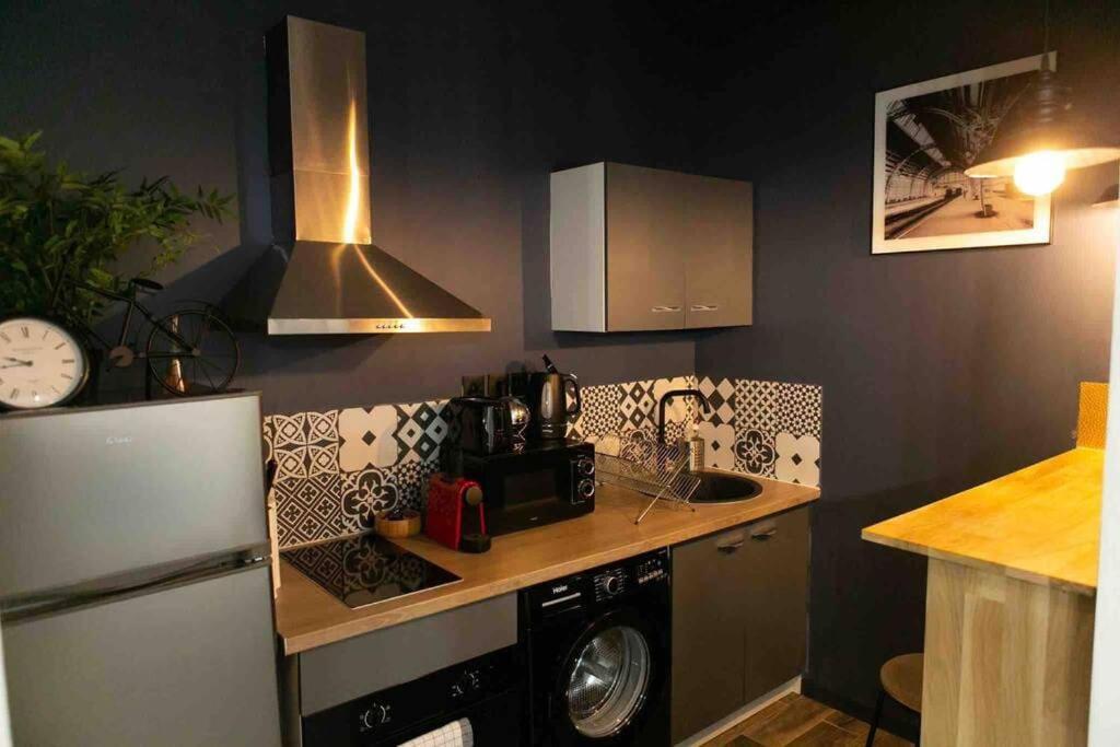 Apartamento Loft De Courcaille - Balneo - Free Parking - Wifi Orléans Exterior foto
